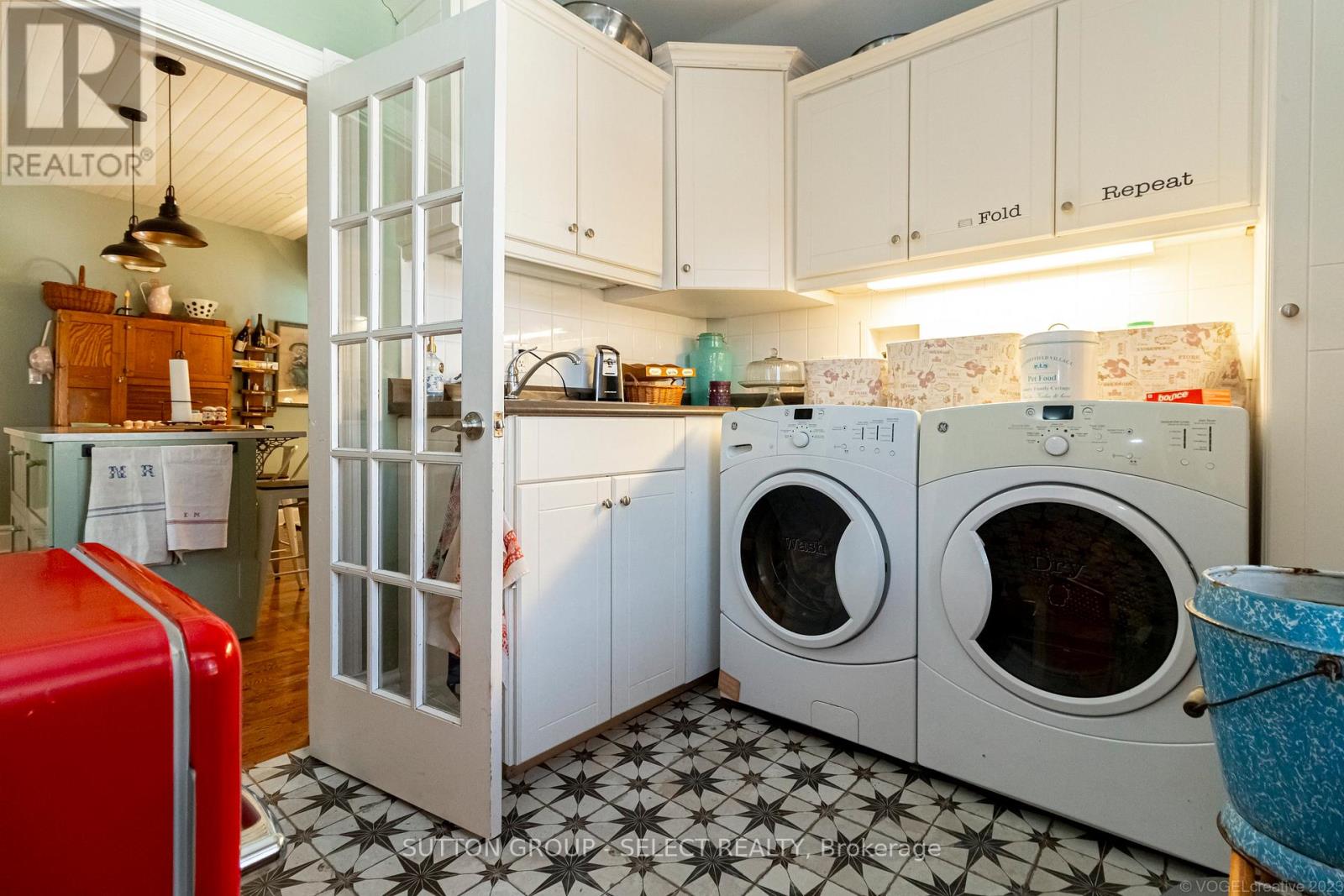 365 WILLIAM STREET Property Photo