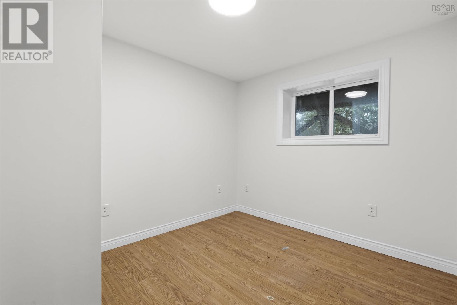 Property 24 of 45 of 869 West Pennant Road