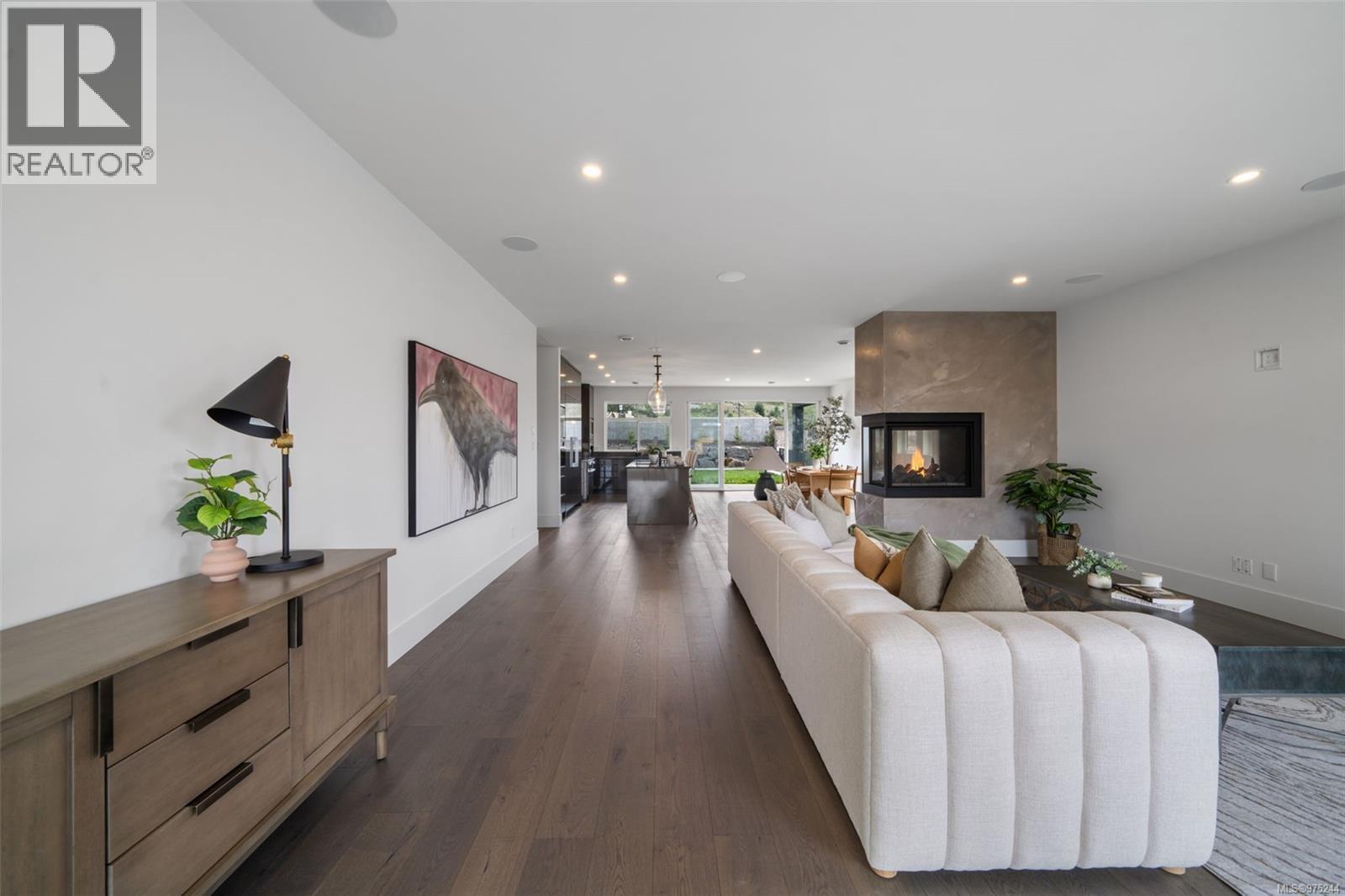 1221 VIEWTOP RD - 26