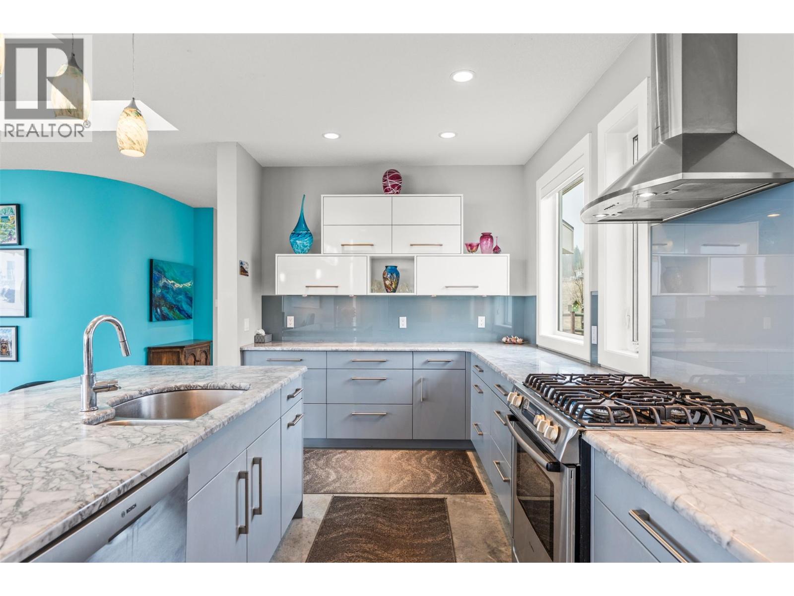  7697 Baker Hogg Road, Vernon