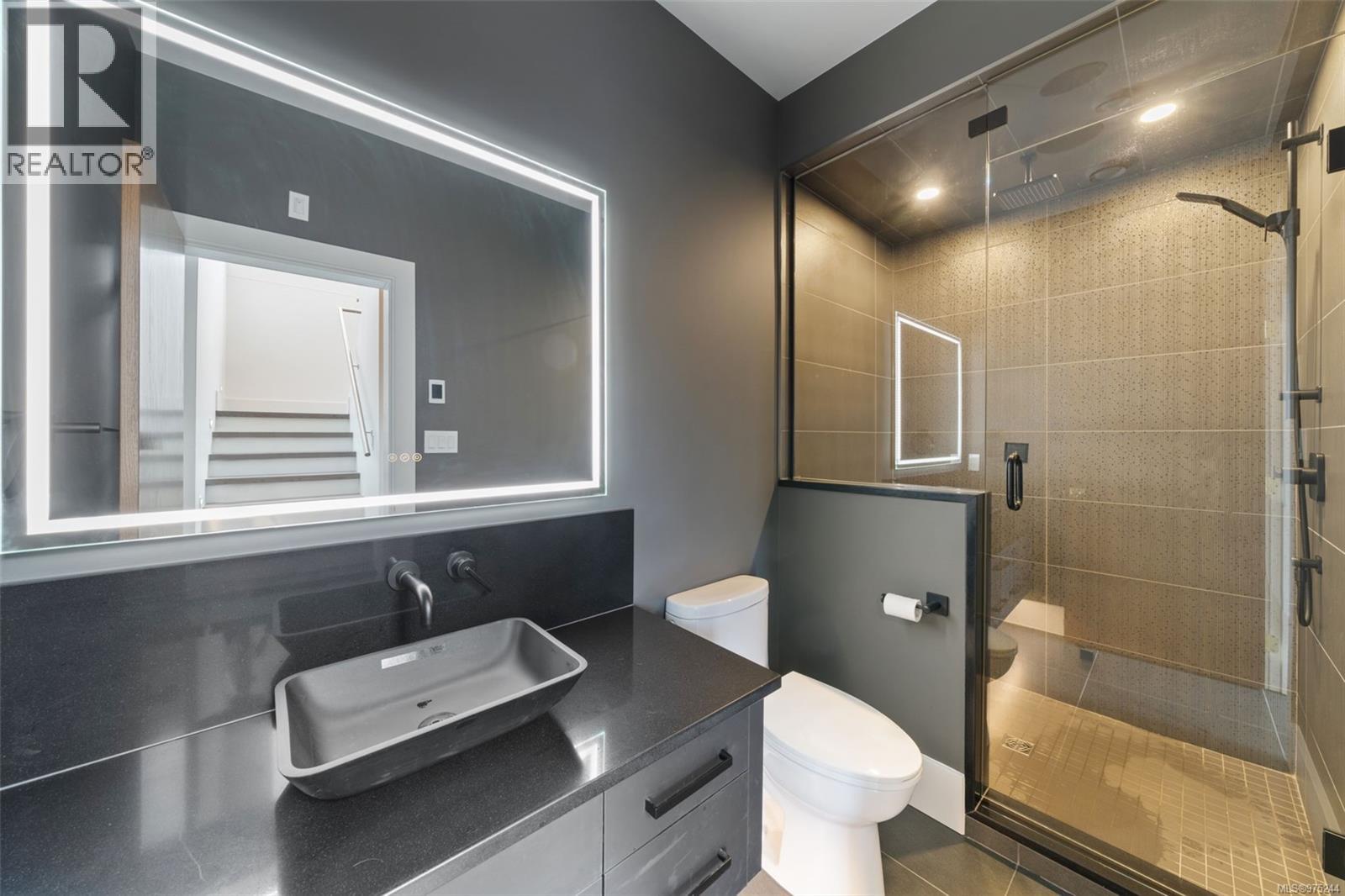 1221 VIEWTOP RD - 17