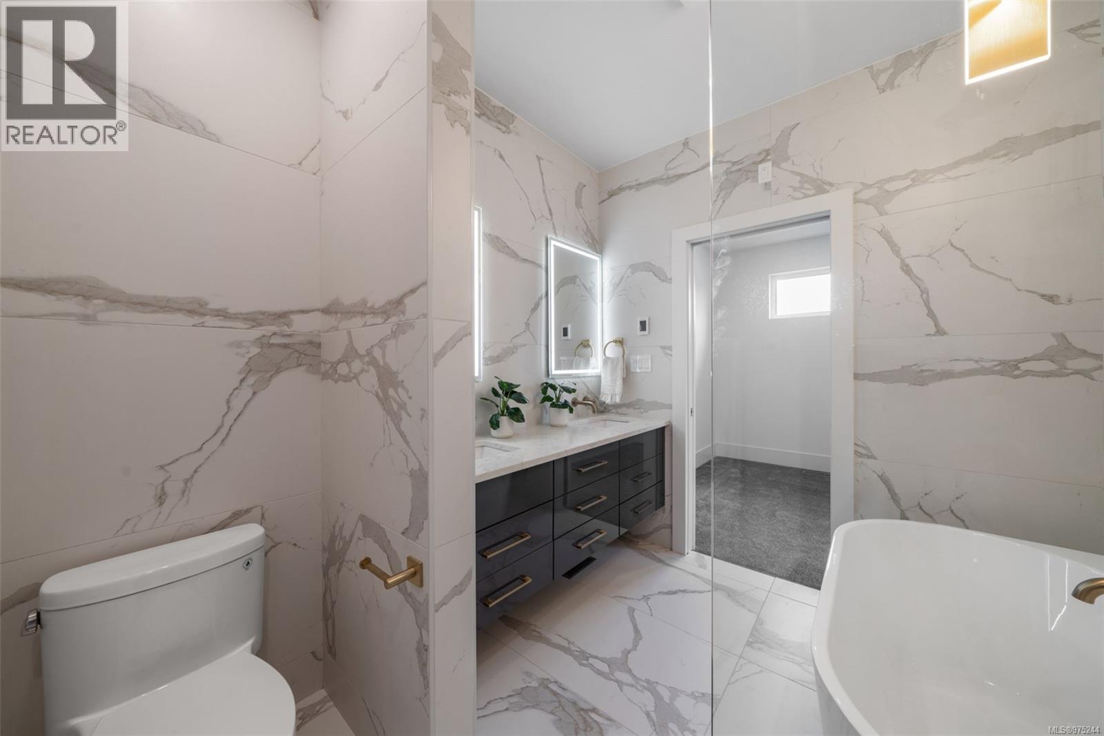 1221 VIEWTOP RD - 41