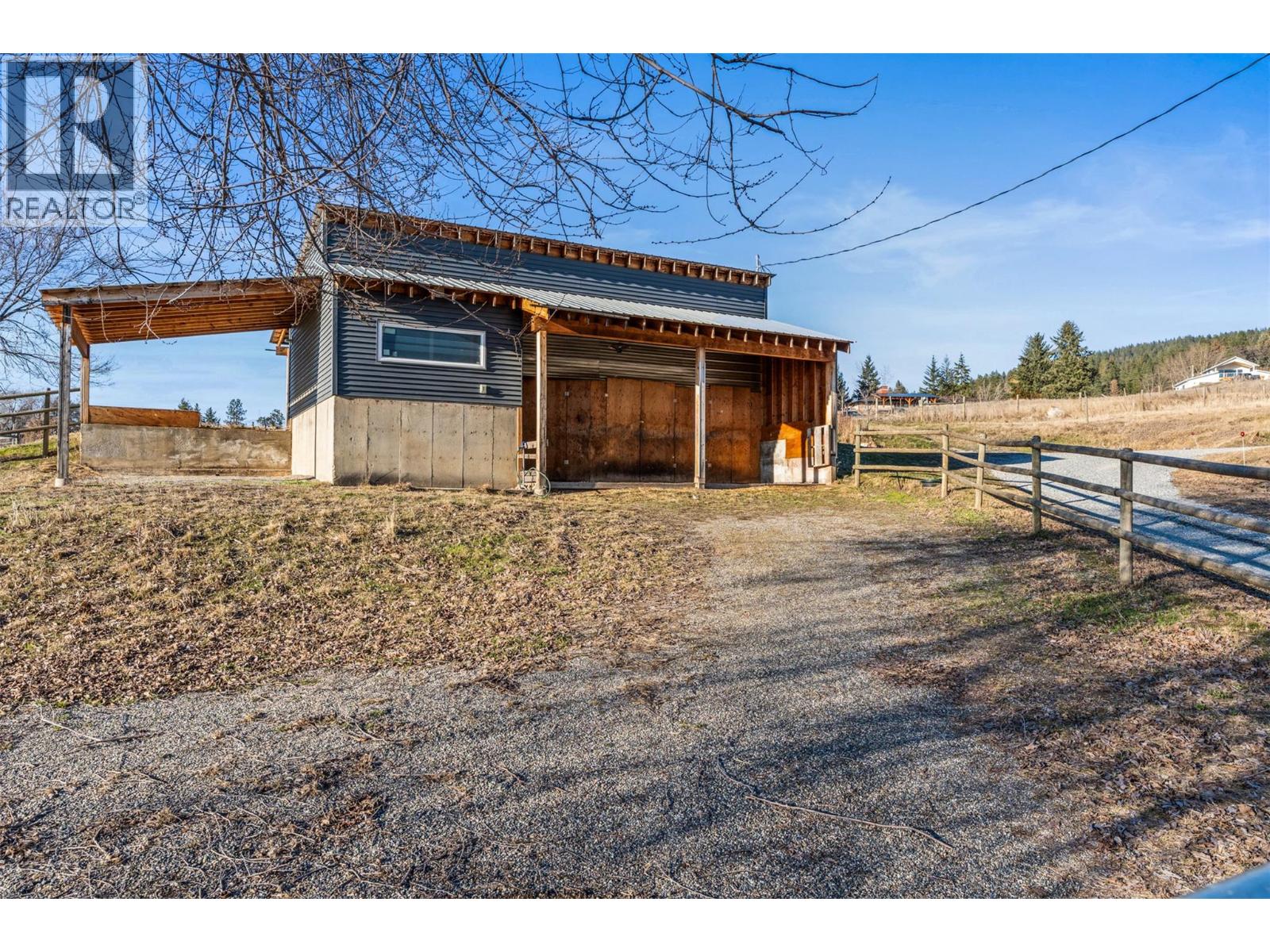  7697 Baker Hogg Road, Vernon