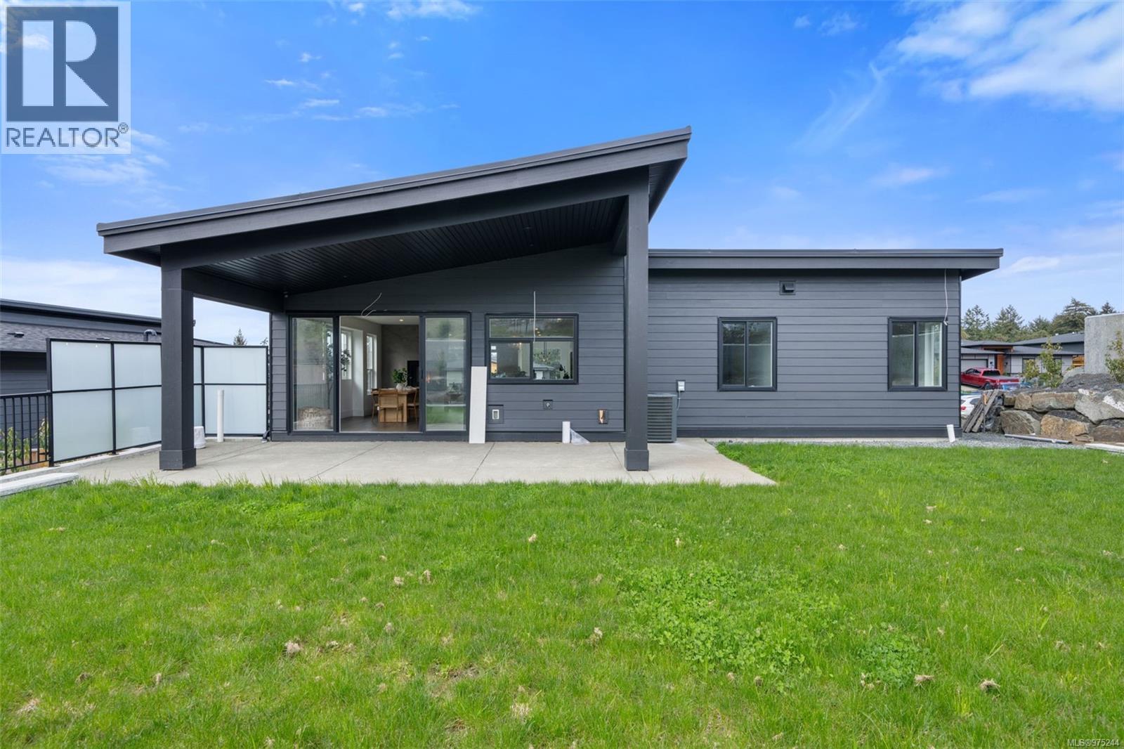 1221 VIEWTOP RD - 52