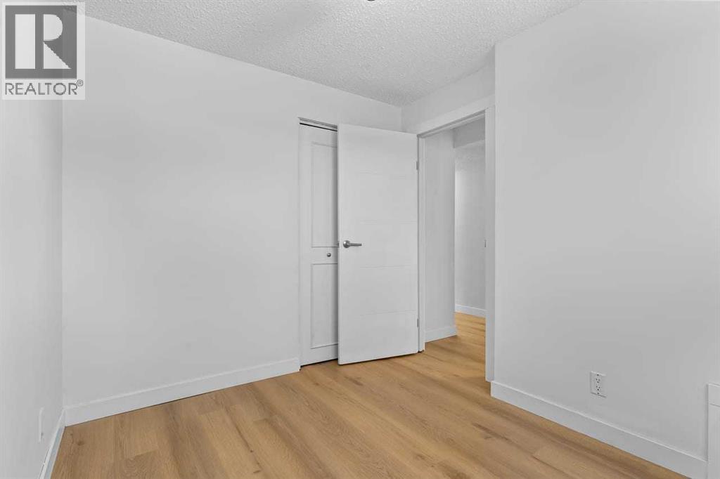 Single Family House for Sale in A Bowness Road NW Bowness Calgary 