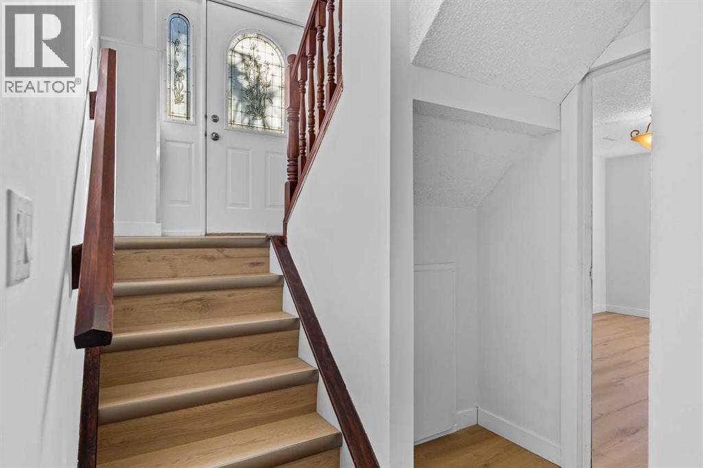 Single Family House for Sale in A Bowness Road NW Bowness Calgary 