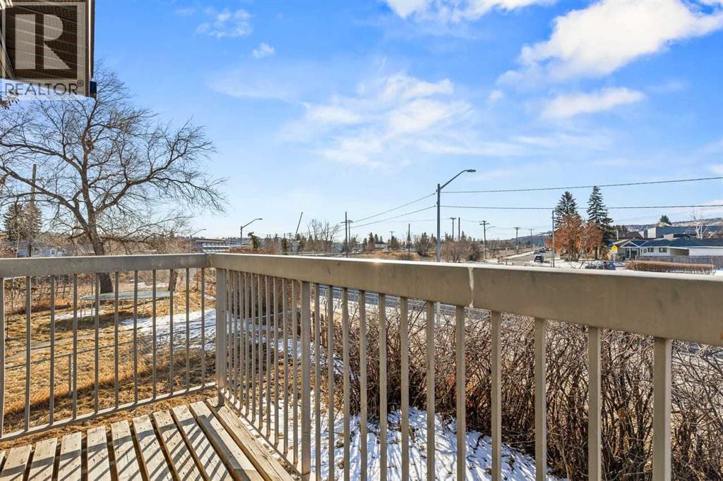 Single Family House for Sale in A Bowness Road NW Bowness Calgary 