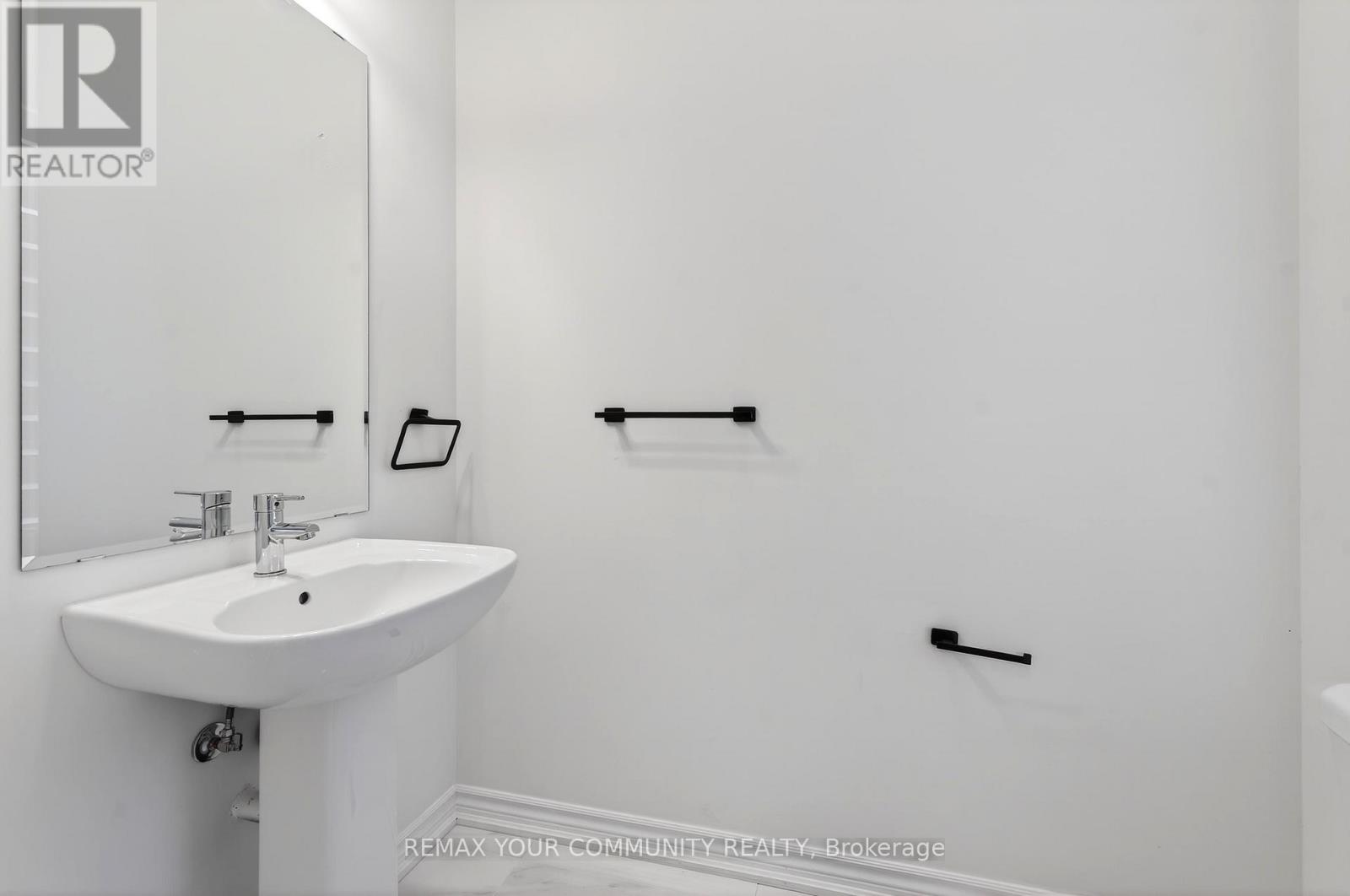 5 VALLEO STREET - 12