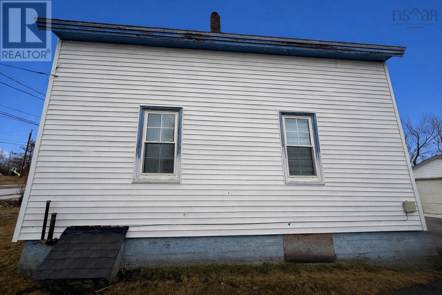 Property 20 of 23 of Junction Road