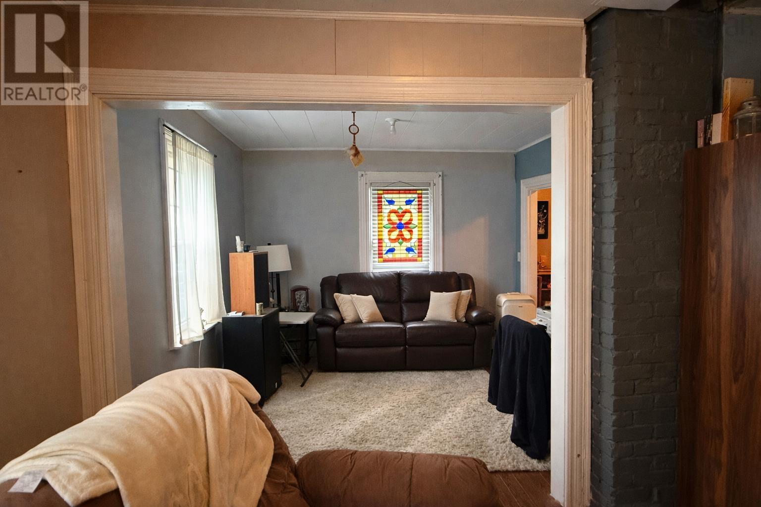 Property 6 of 23 of Junction Road