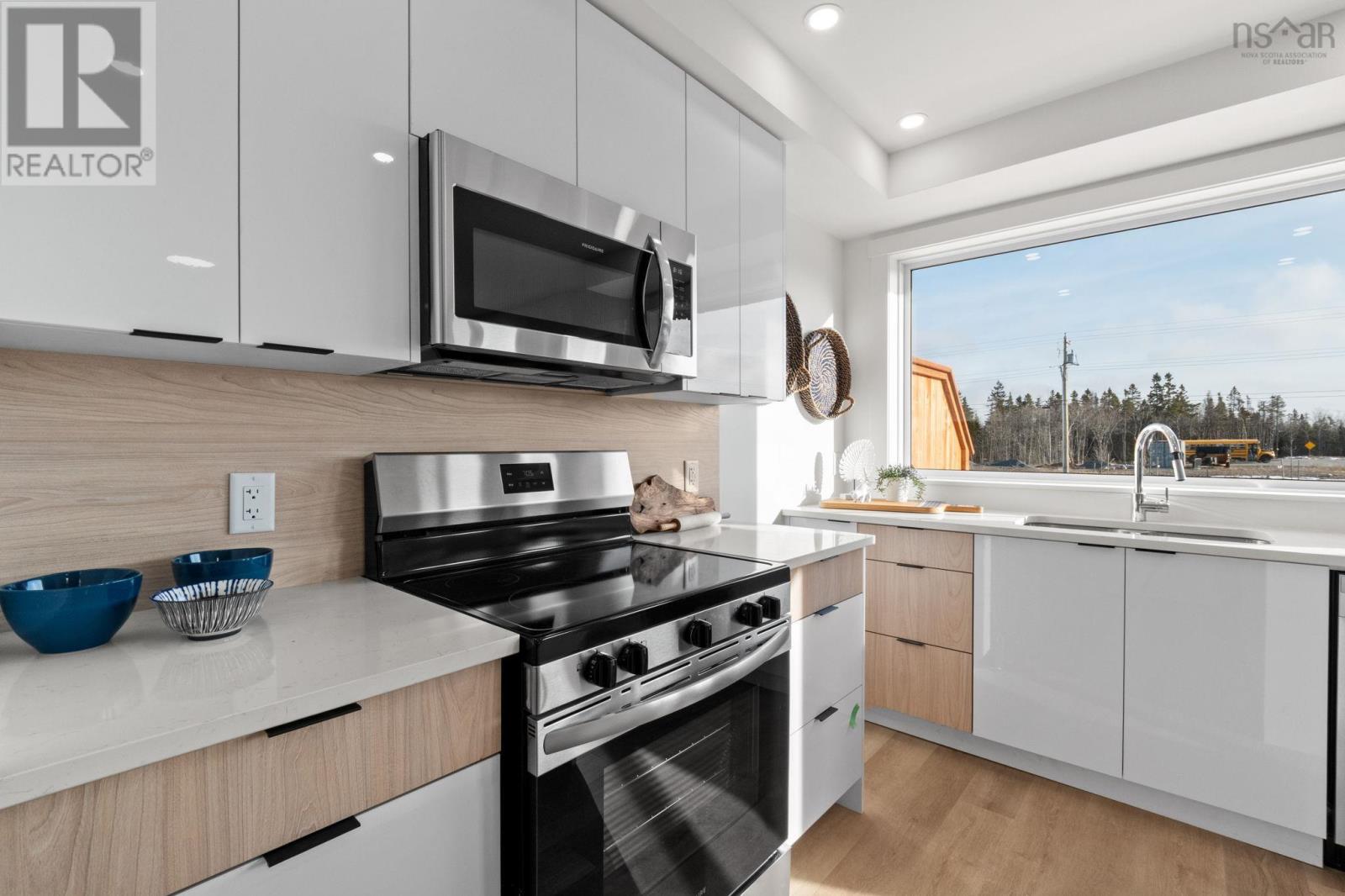 46 BERM STREET - 14