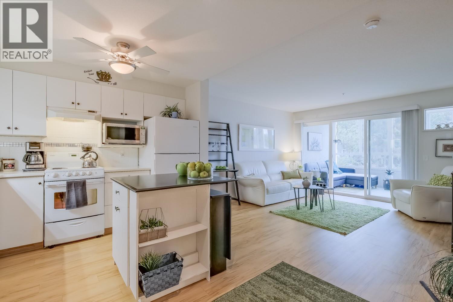 920 Saskatoon Road Unit# 215, Kelowna