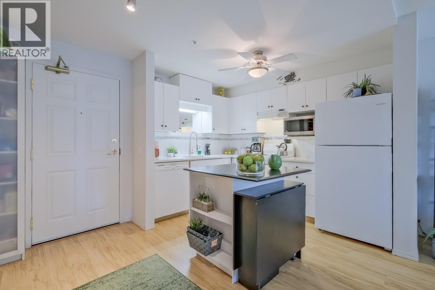 920 Saskatoon Road Unit# 215, Kelowna