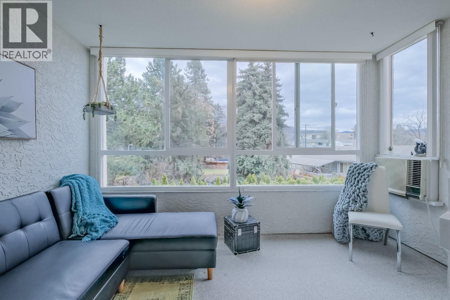 920 Saskatoon Road Unit# 215, Kelowna
