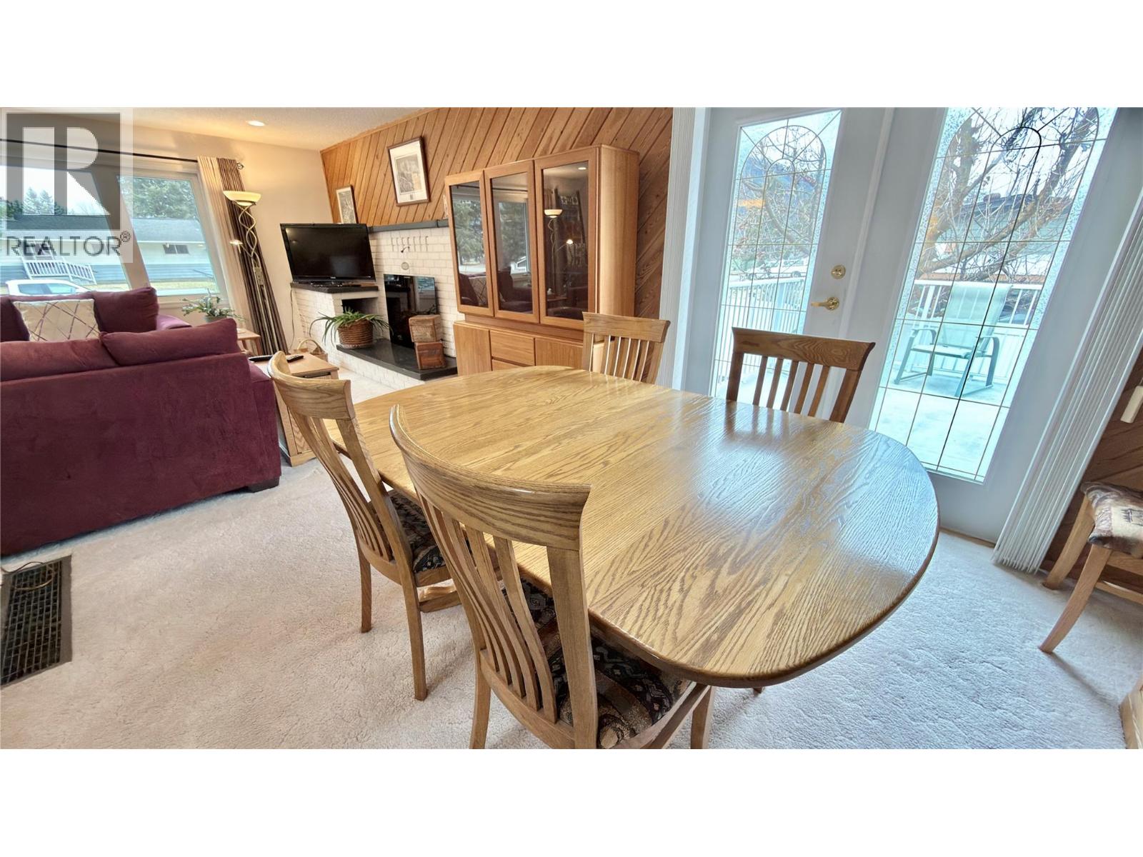 461 Eighth Avenue, Midway