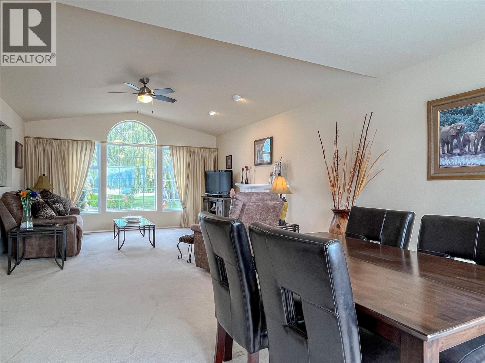 8 BAYVIEW Crescent, Osoyoos