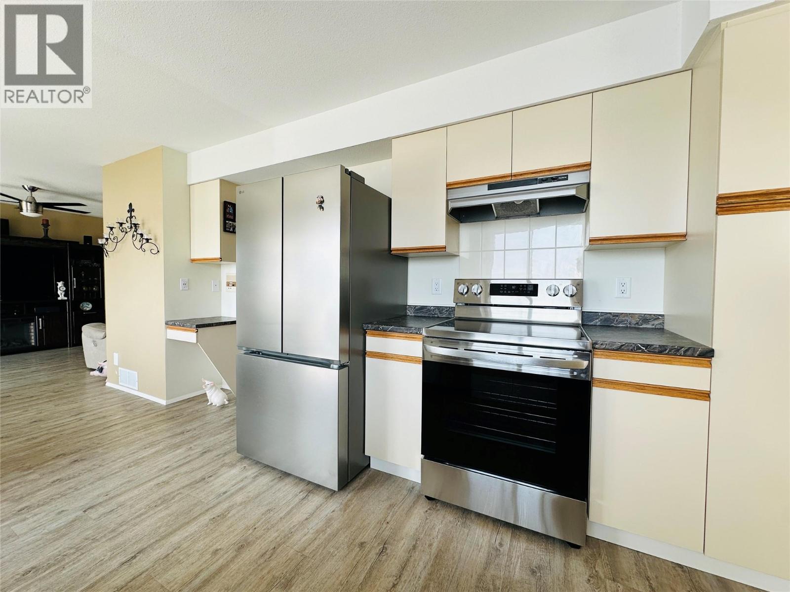 8 BAYVIEW Crescent, Osoyoos