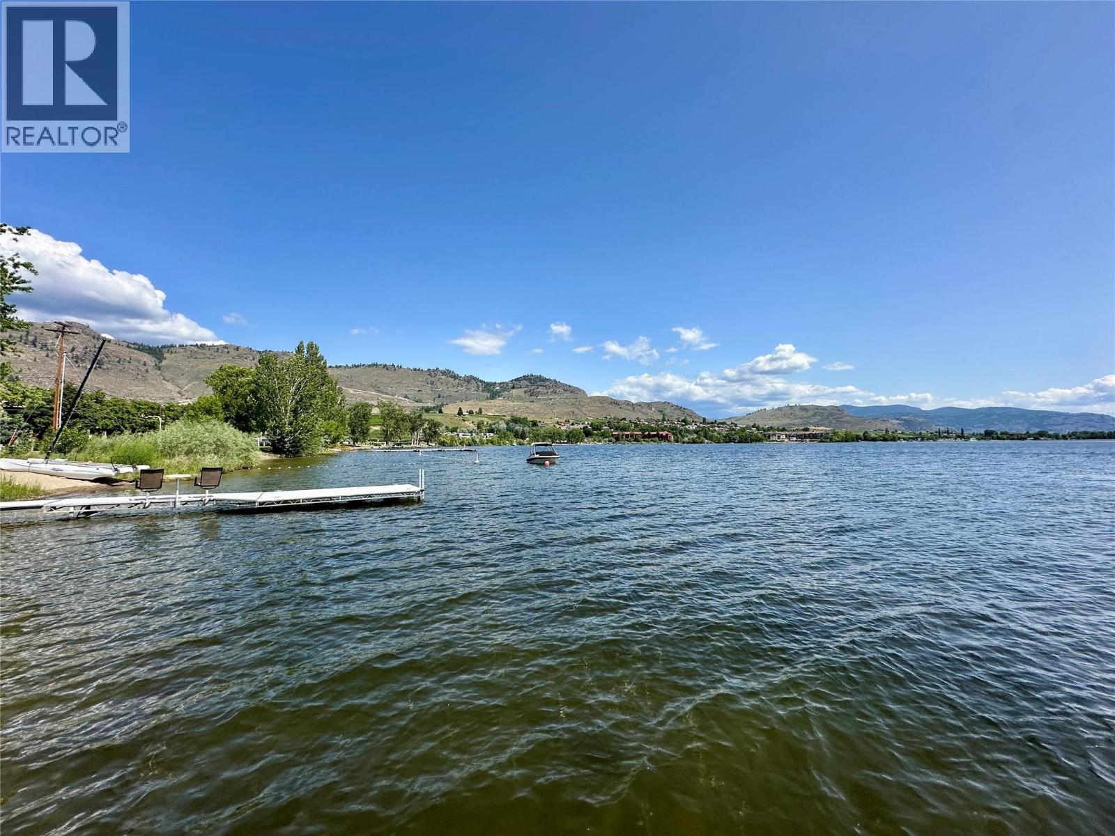 8 BAYVIEW Crescent, Osoyoos