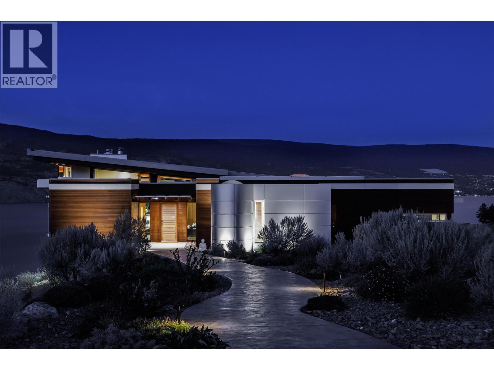 18555 Matsu Drive, Summerland