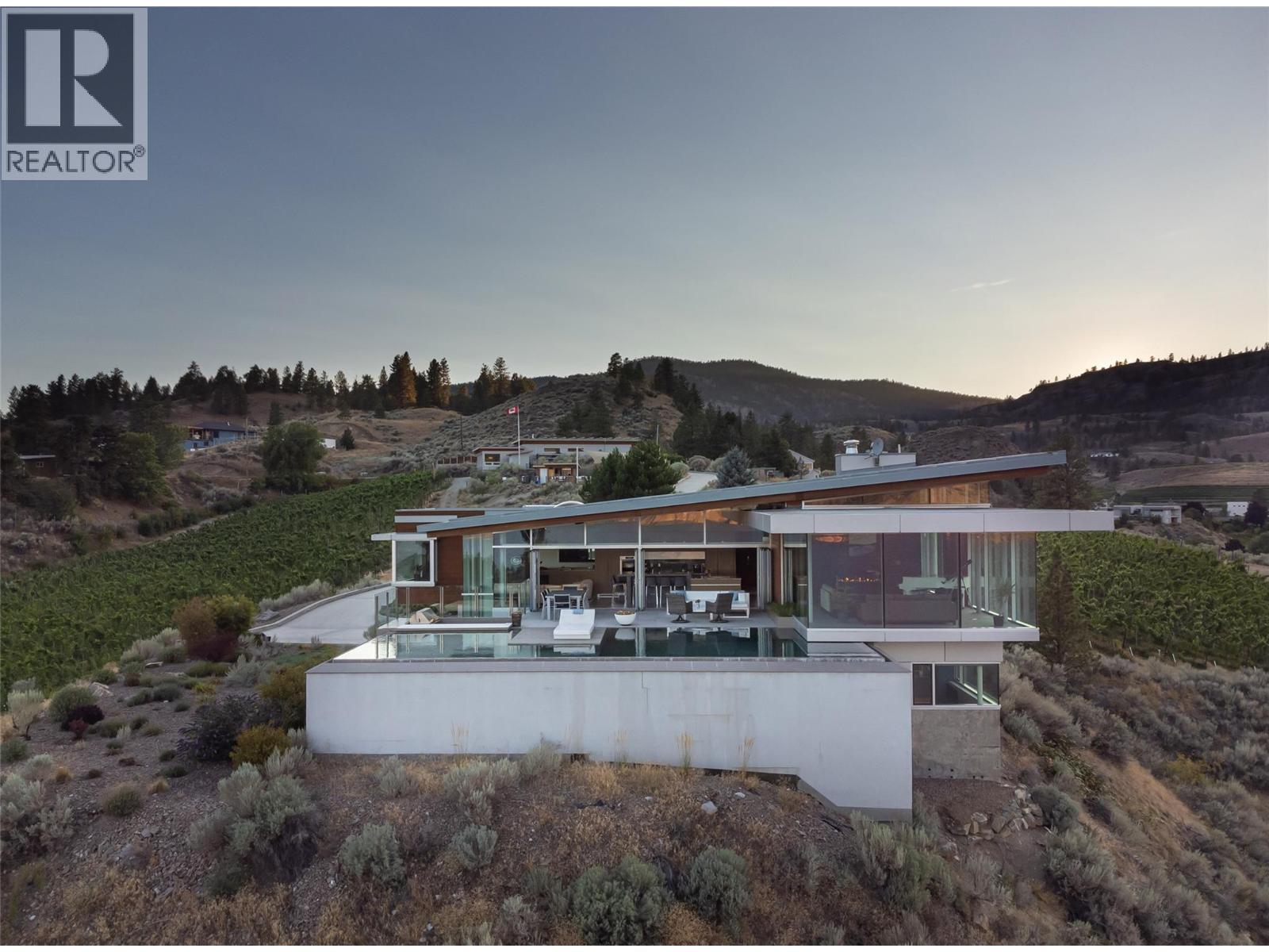 18555 Matsu Drive, Summerland