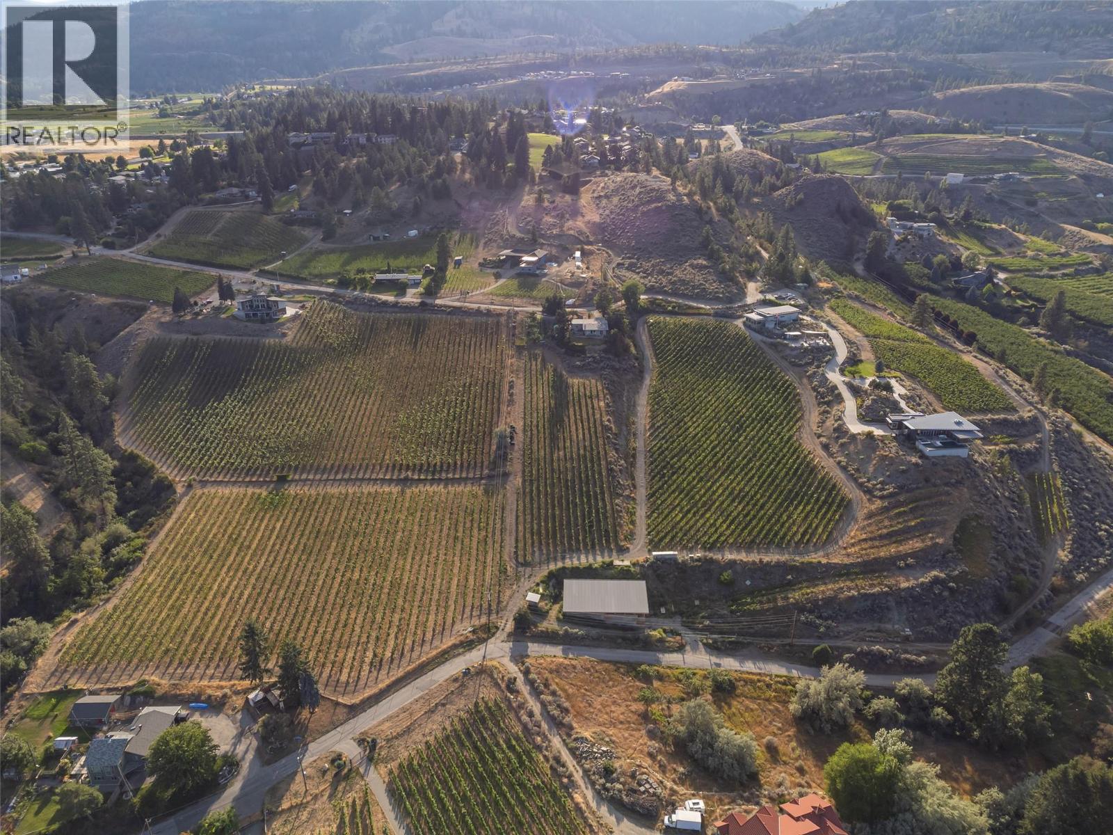 18555 Matsu Drive, Summerland