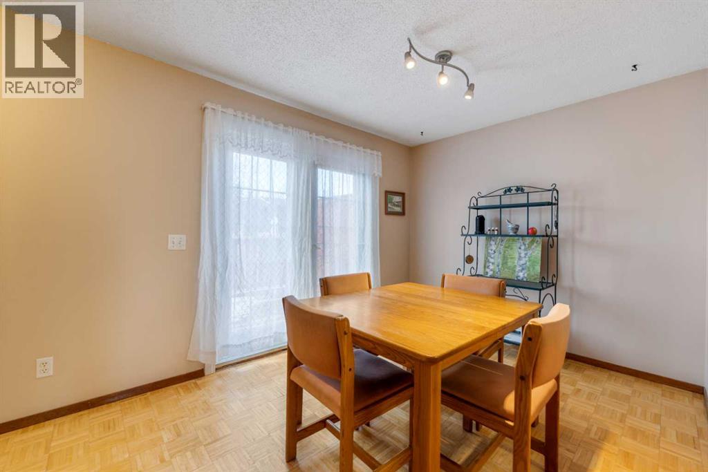 Single Family House for Sale in  Pinemeadow Road NE Pineridge Calgary 