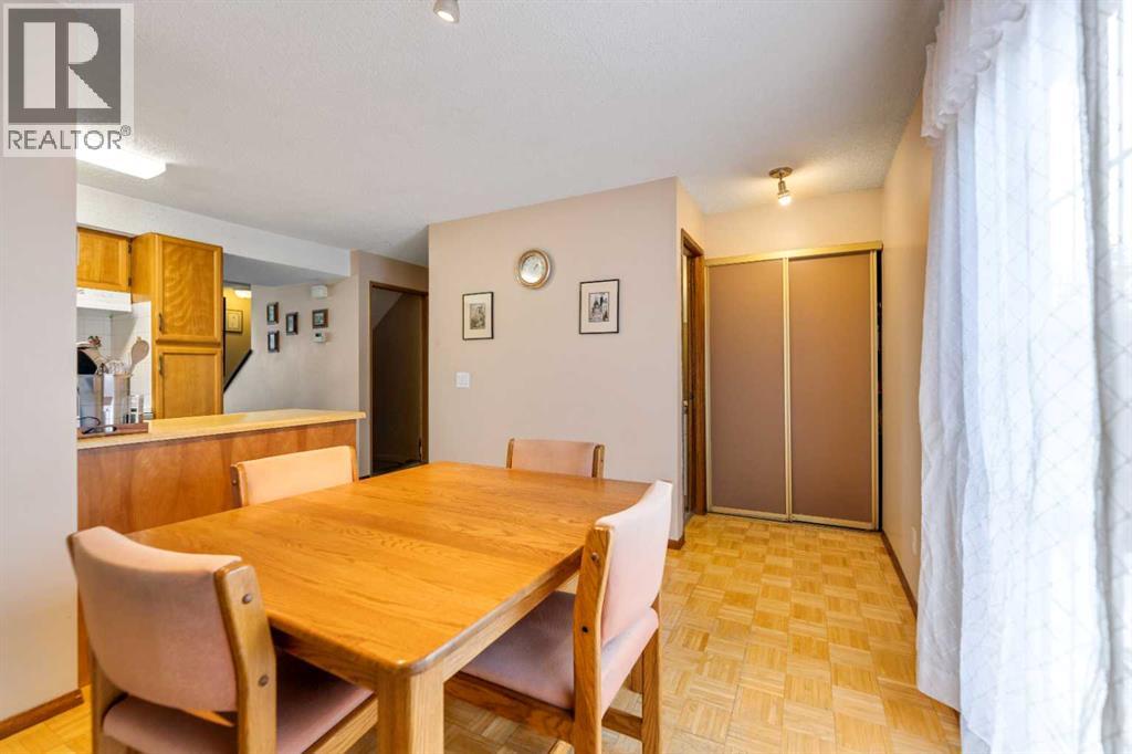 Single Family House for Sale in  Pinemeadow Road NE Pineridge Calgary 