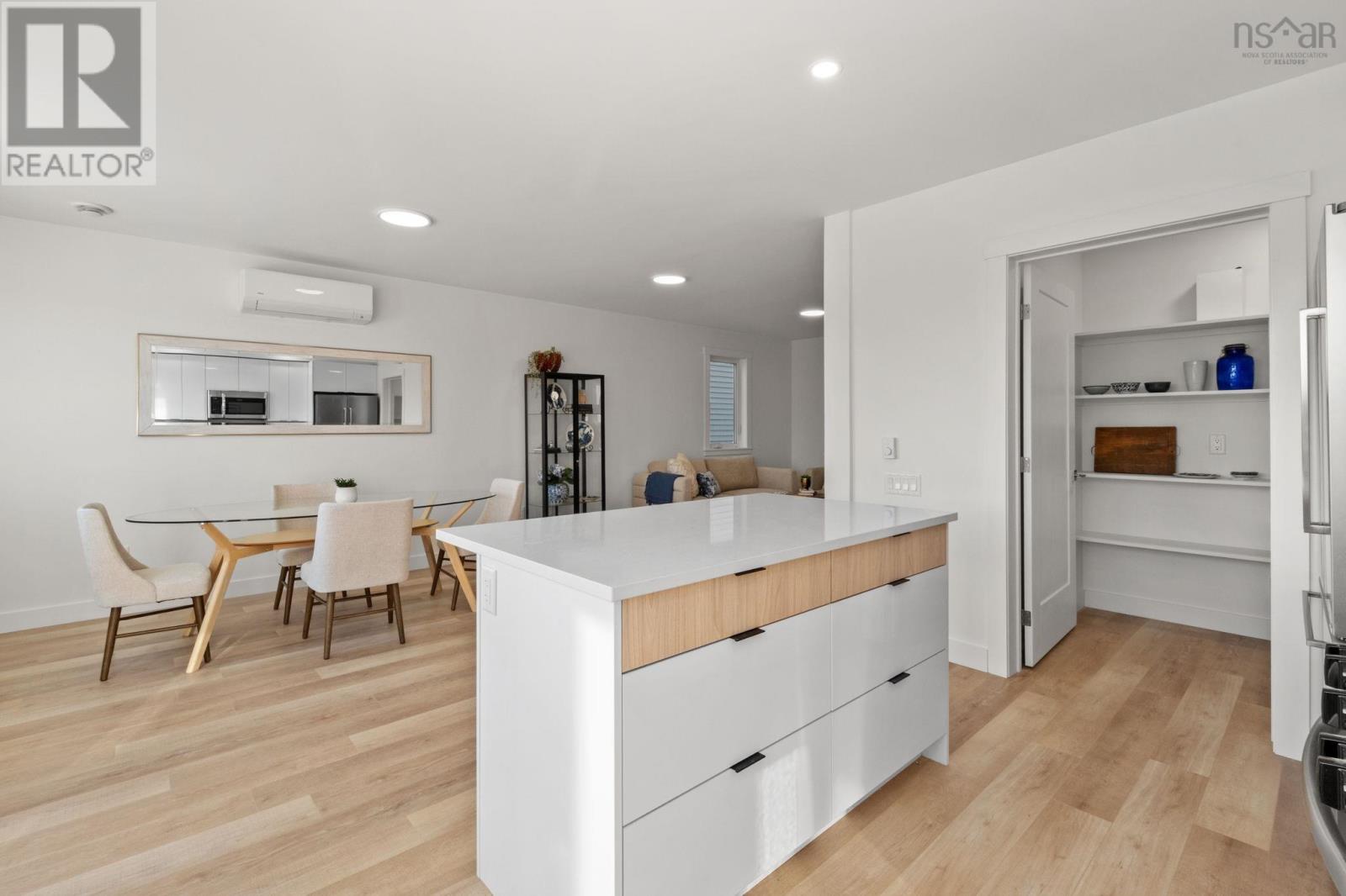 46 BERM STREET - 16