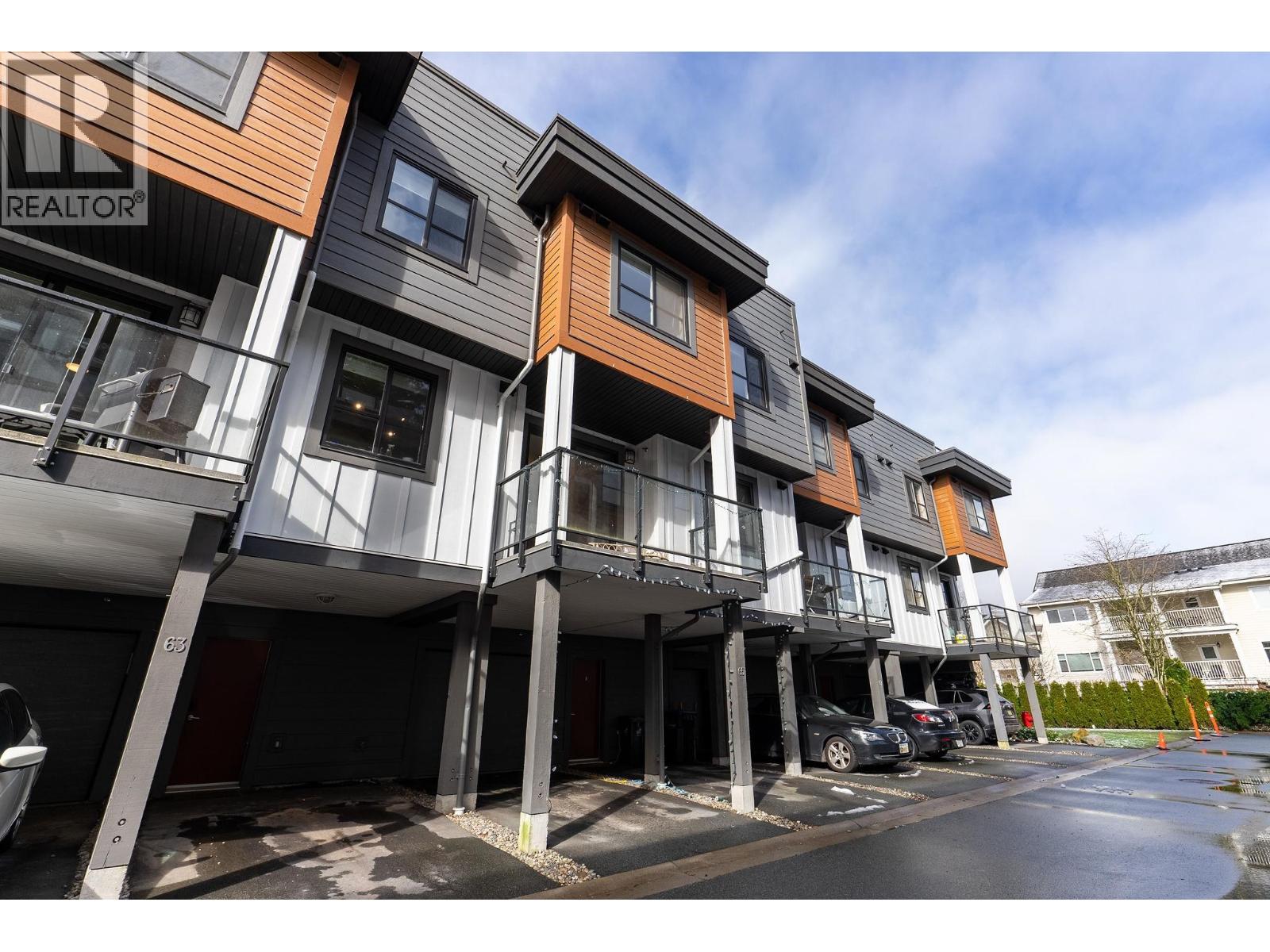 65 39769 GOVERNMENT ROAD, Squamish