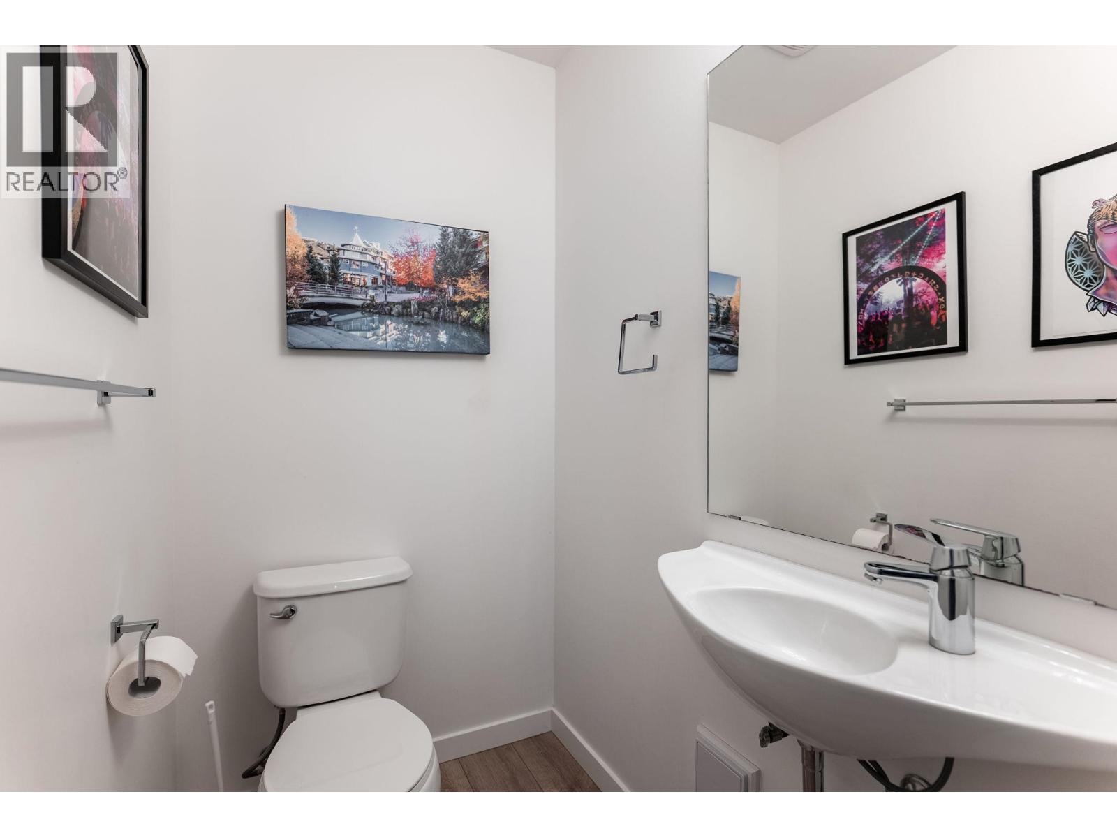 65 39769 GOVERNMENT ROAD, Squamish