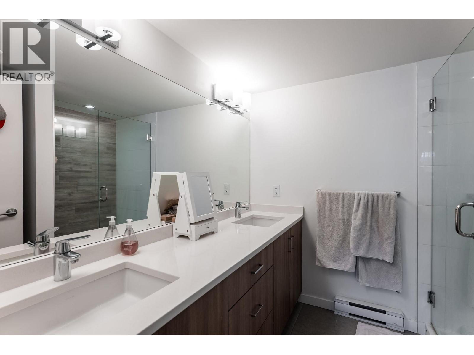 65 39769 GOVERNMENT ROAD, Squamish