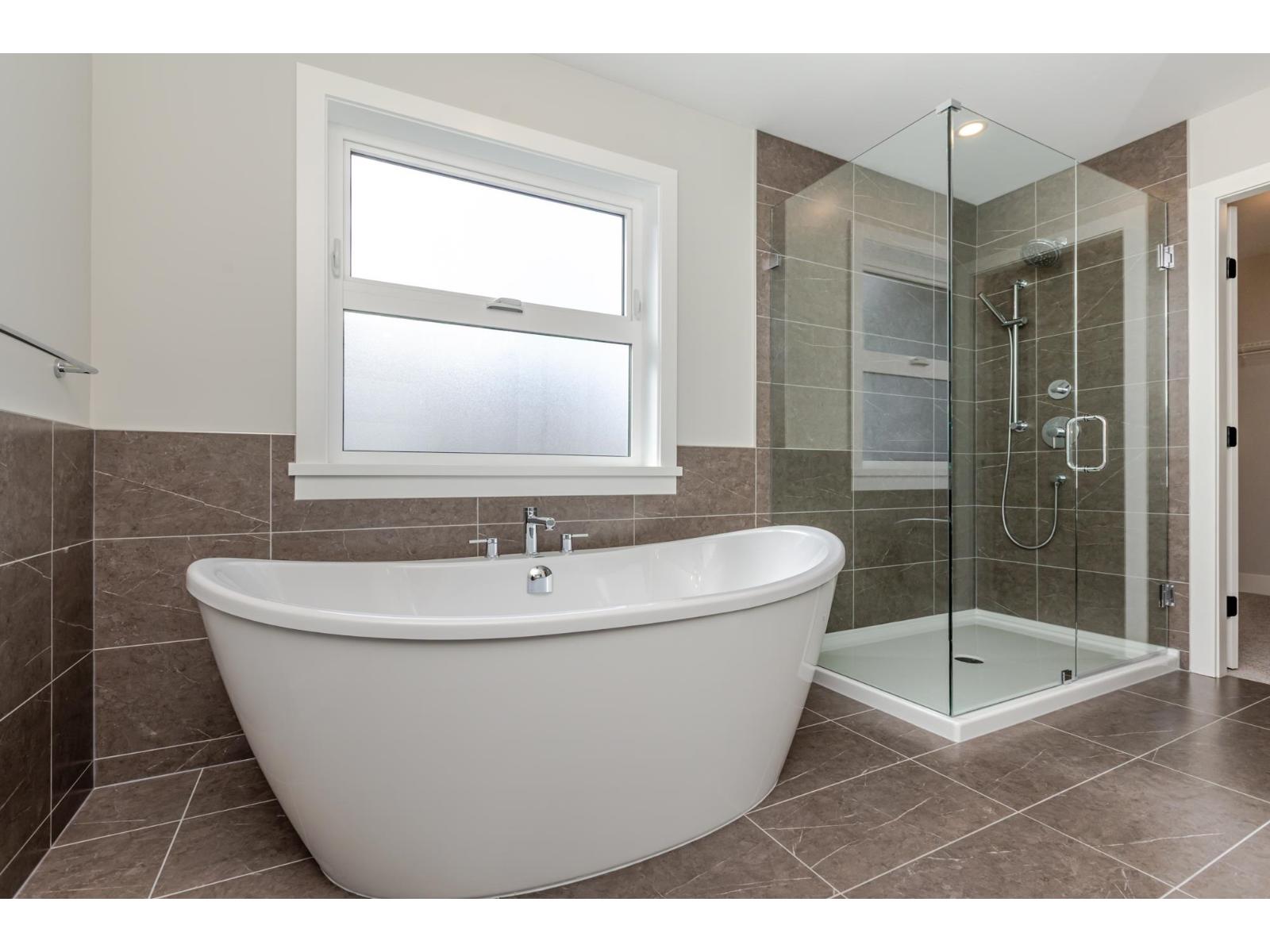 1970 SPARROW HAWK PLACE, Mt Woodside, Agassiz