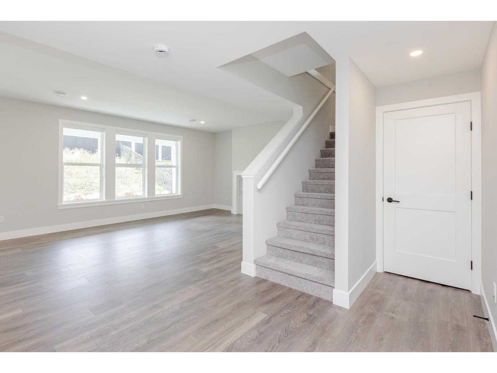 1970 SPARROW HAWK PLACE, Mt Woodside, Agassiz