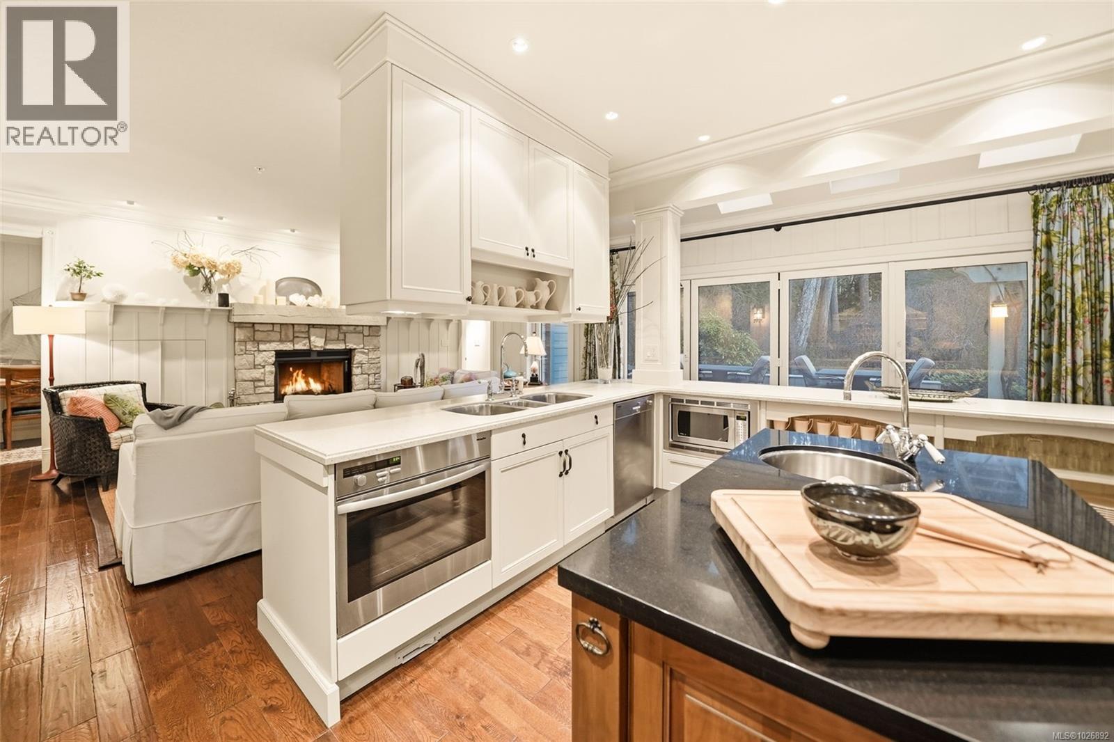 2023 SEAHAVEN RD - 24