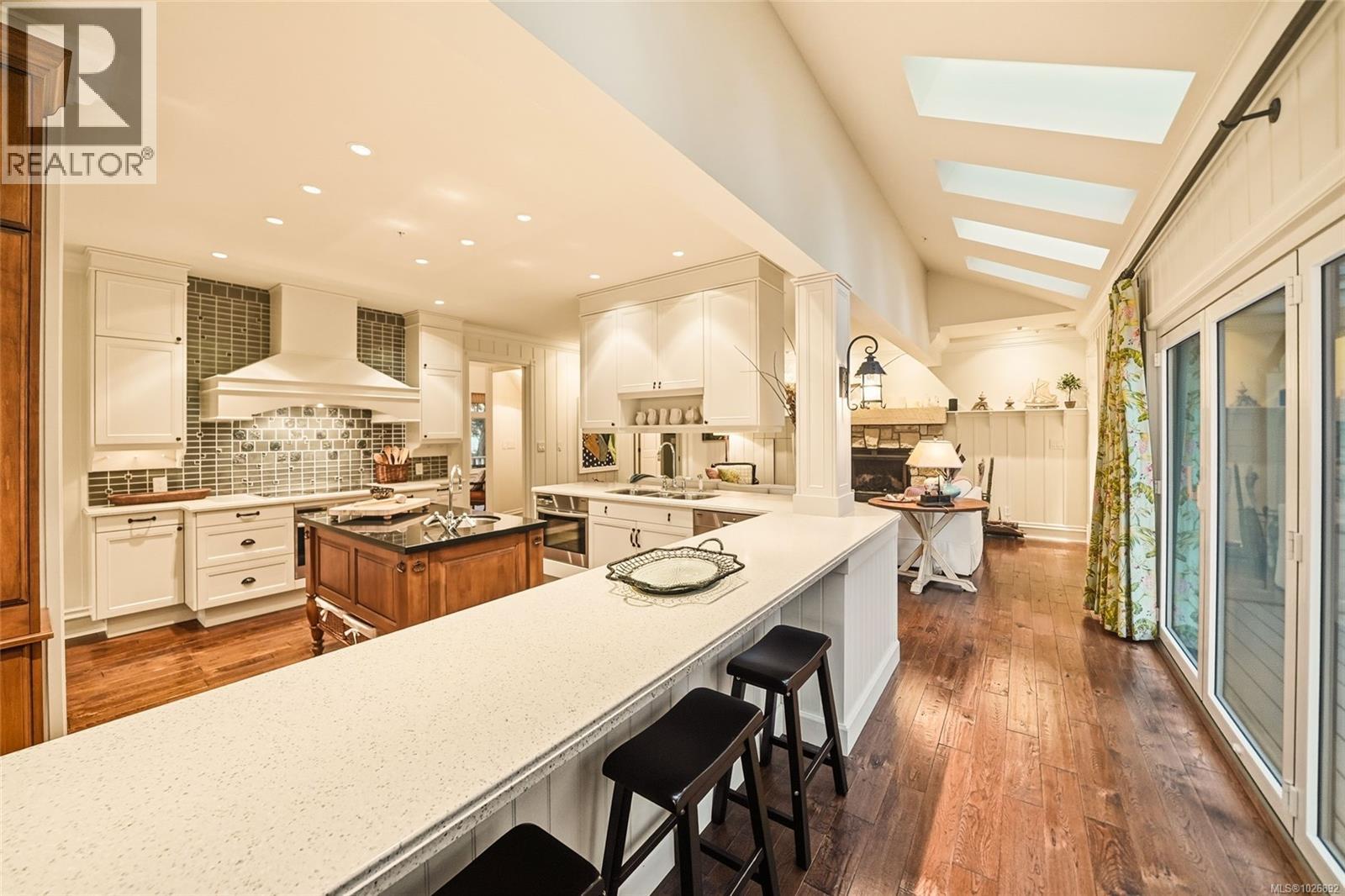 2023 SEAHAVEN RD - 27