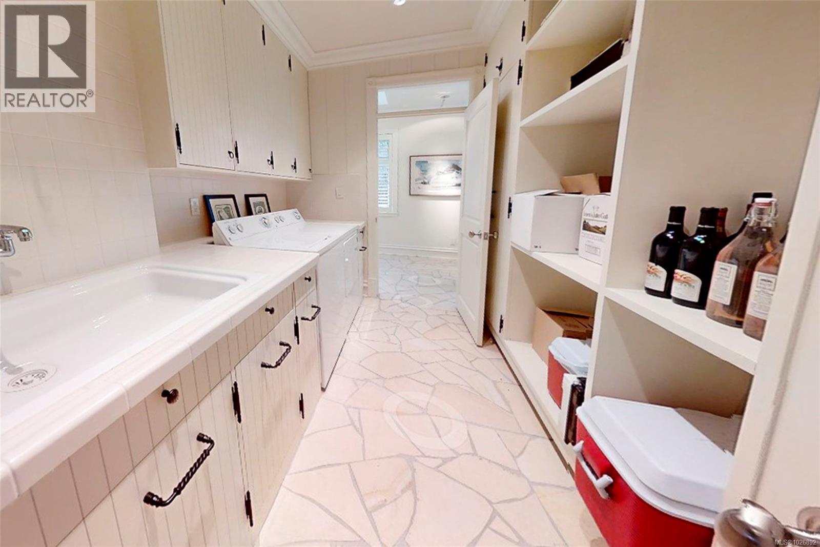 2023 SEAHAVEN RD - 39