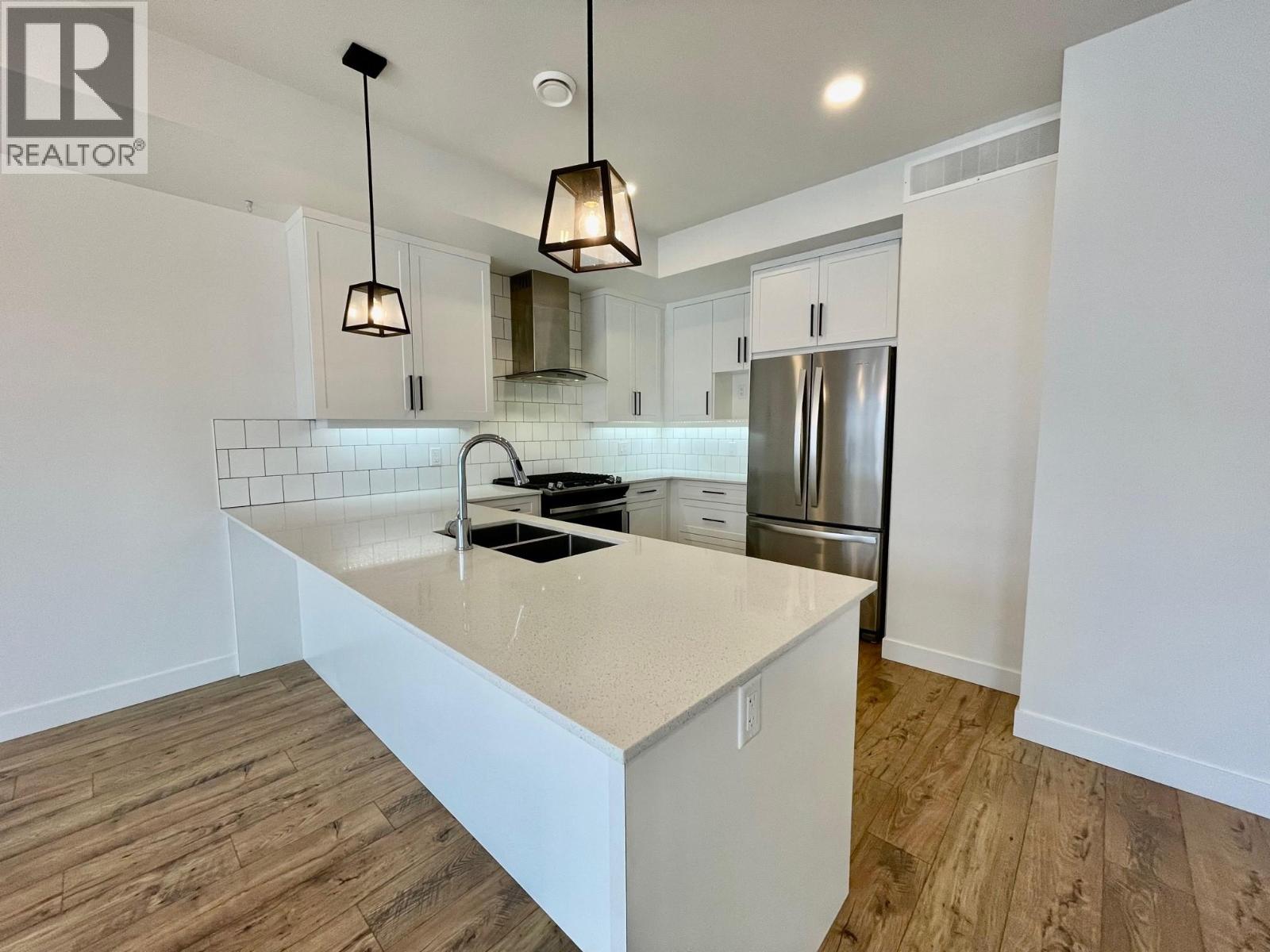 12075 Oceola Road Unit# 21, Lake Country