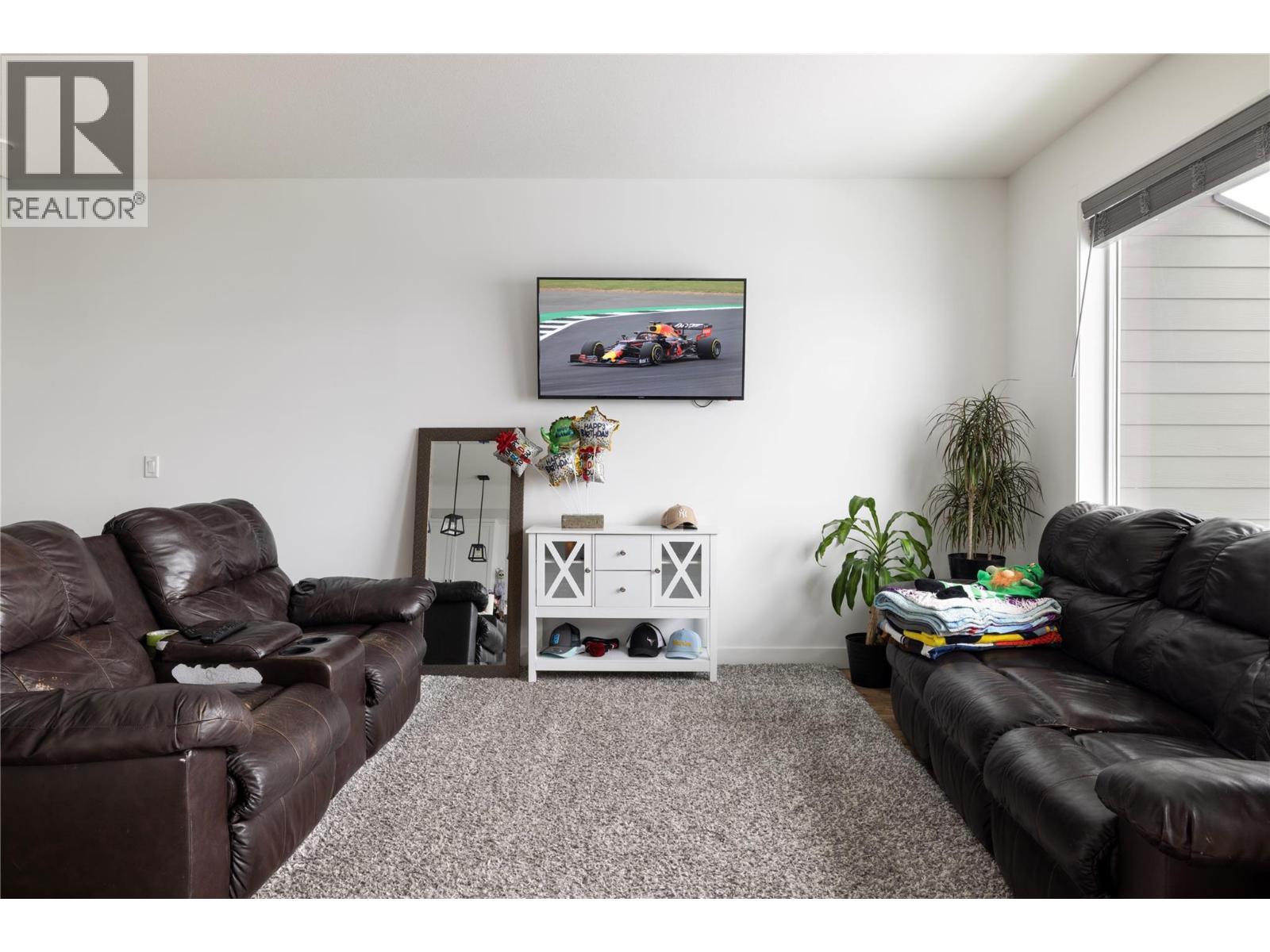 12075 Oceola Road Unit# 21, Lake Country