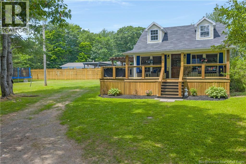 6 Maple Grove Lane