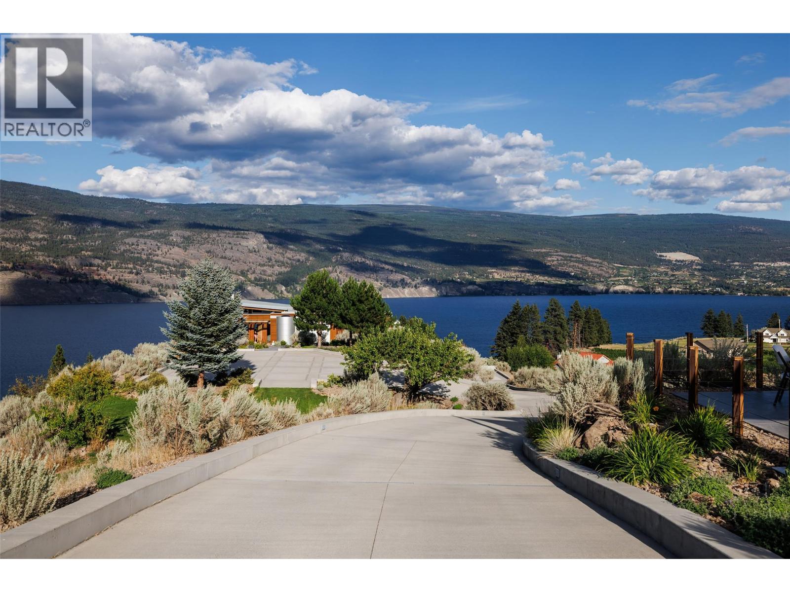 18555 Matsu Drive, Summerland