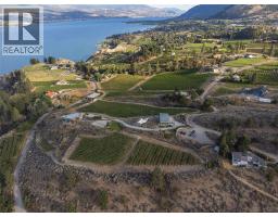  18555 Matsu Drive, Summerland