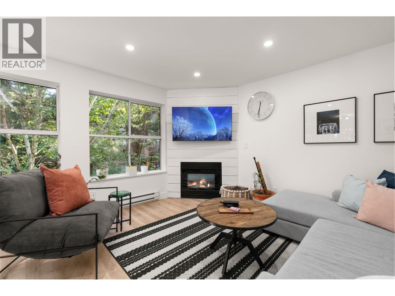 #307-4758 53 Street, Delta