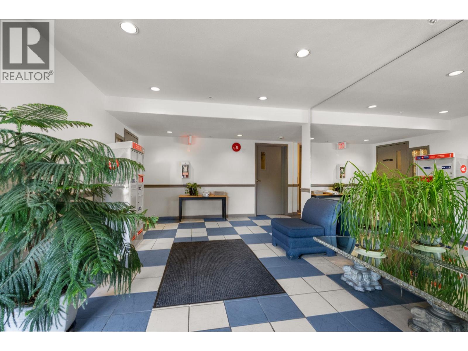 #307-4758 53 Street, Delta