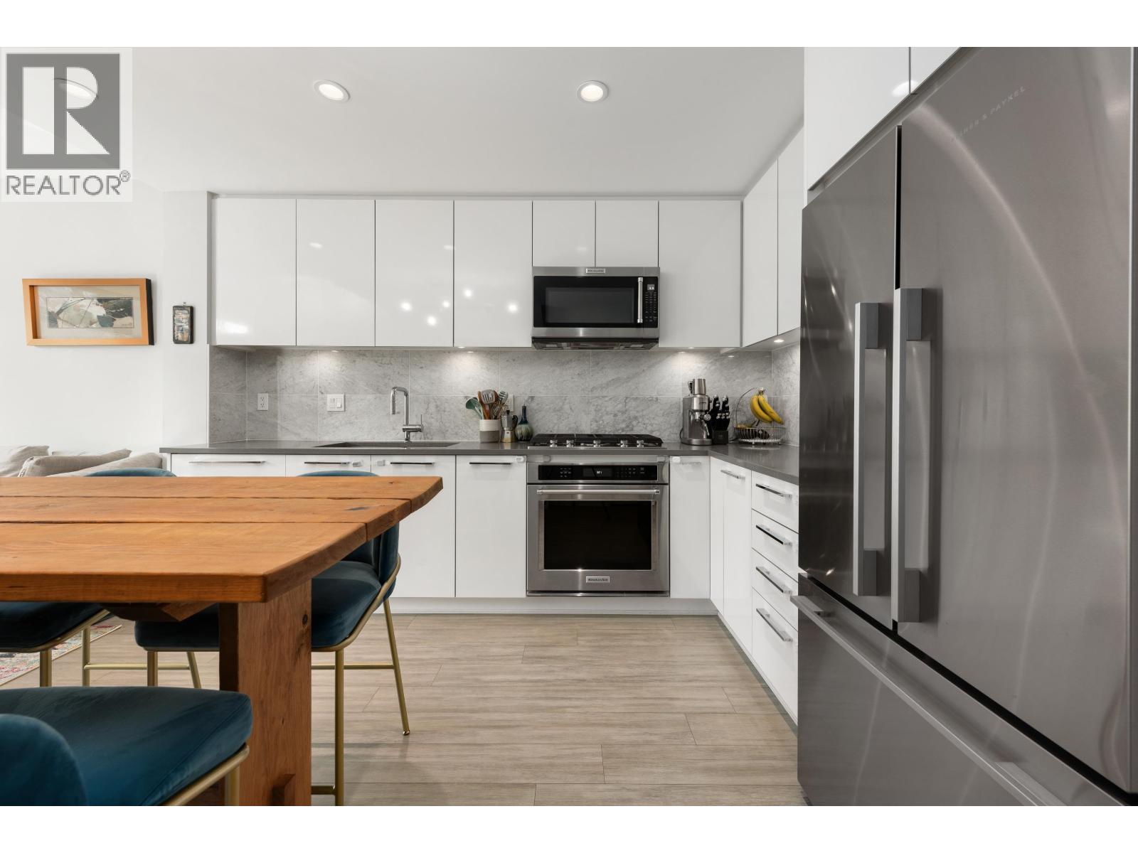 311 2651 LIBRARY Lane - photo 2