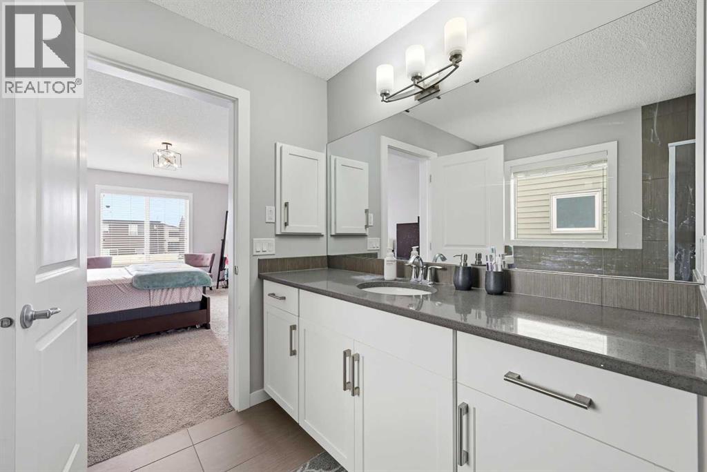 Single Family House for Sale in  Walden Heights SE Walden Calgary 