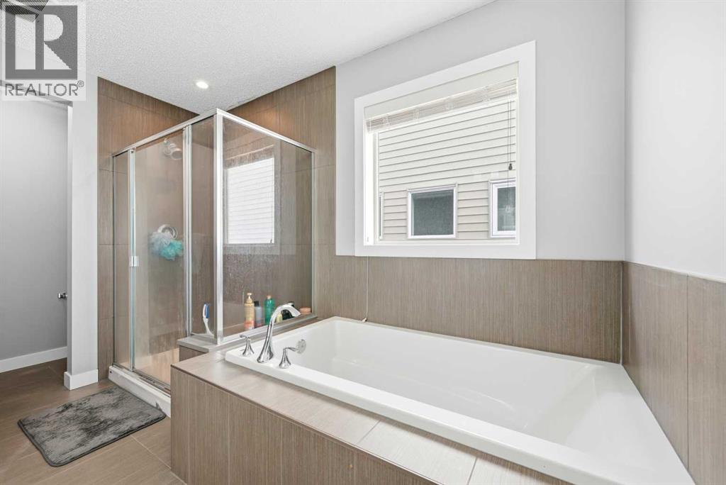 Single Family House for Sale in  Walden Heights SE Walden Calgary 