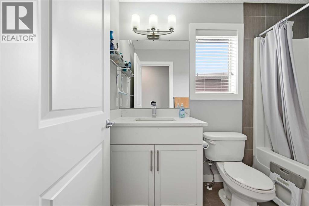 Single Family House for Sale in  Walden Heights SE Walden Calgary 