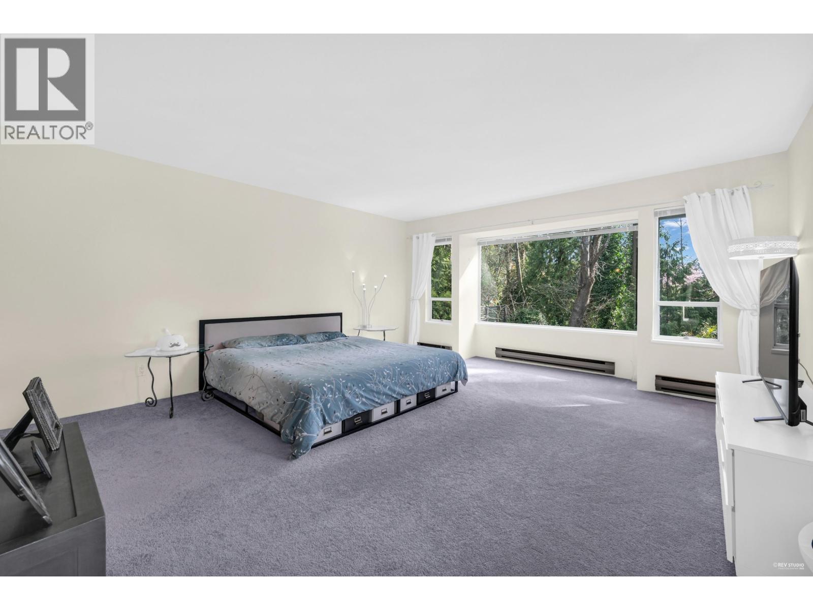 1006 SINCLAIR STREET, West Vancouver