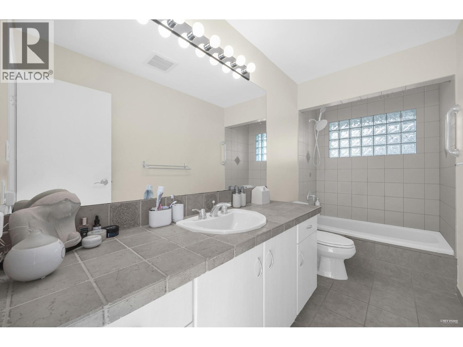1006 SINCLAIR STREET, West Vancouver