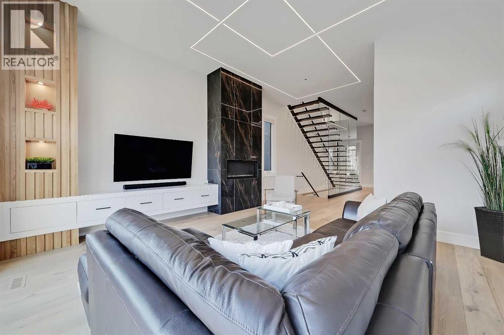 Single Family House for Sale in   Street SW Upper Mount Royal Calgary 